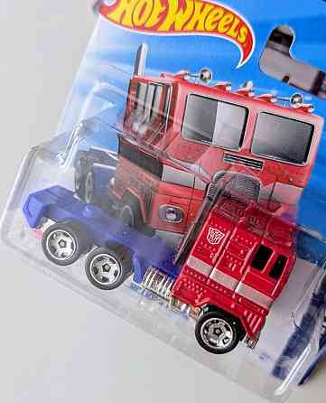 Hot Wheels Optimus Prime Transformers Хот Вілс Оптімус Киев