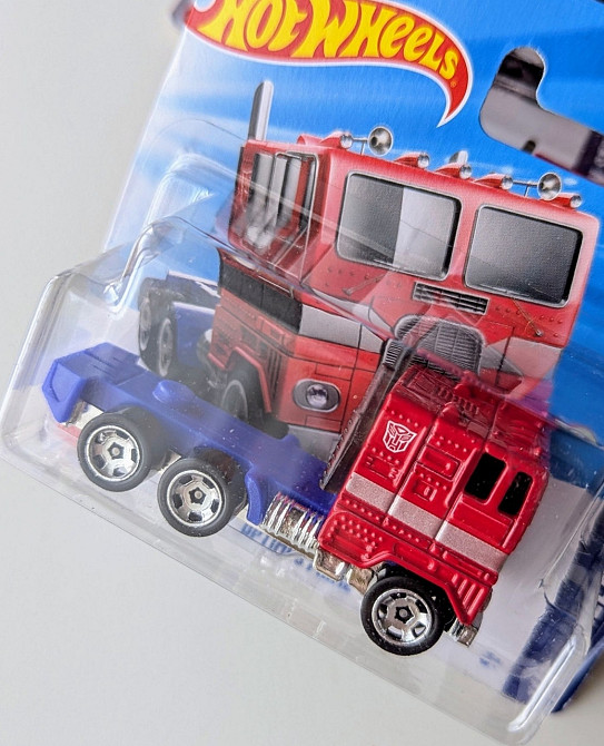 Hot Wheels Optimus Prime Transformers Хот Вілс Оптімус Киев - изображение 3