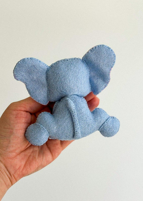 М’яка фетрова іграшка слон ручної роботи – безпечна розвиваюча іграшка Київ - фото 2