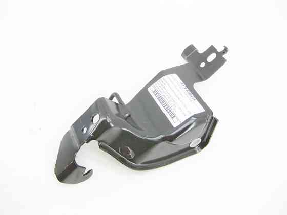 Mercedes-Benz  A1769200224 Кронштейн спинки заднього сидіння правий CLA Shooting Brake X117 CLA C117 GLA X156 A-class W176 Одесса