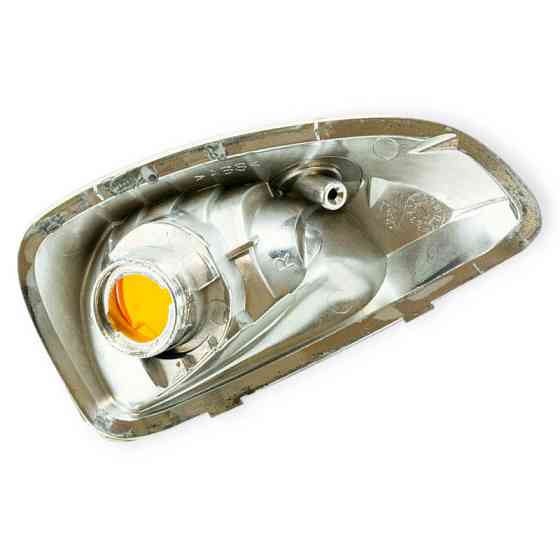 Вказівник Рено Майстер 10-жовтий (на дзеркало) правий R повороту Мукачево