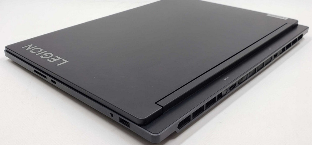 Ноутбук Lenovo Legion 7 16IRX9 16" Київ - фото 4