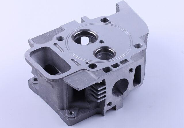 Головка блока гола Зубр (під 3 болти) — 186F Мукачево - фото 2