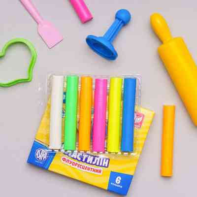 Пластилин Школярик Флуоресцентный 6 цветов 78 г (83811906-UA) Винница