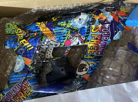 Пістолет Глок стріляє орбізами, від акумулятору 7.4 V, в коробці. Харків