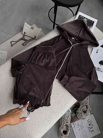 Женский стильный прогулочный костюм двойка: кофта и штаны в спортивном стиле велюр Одесса