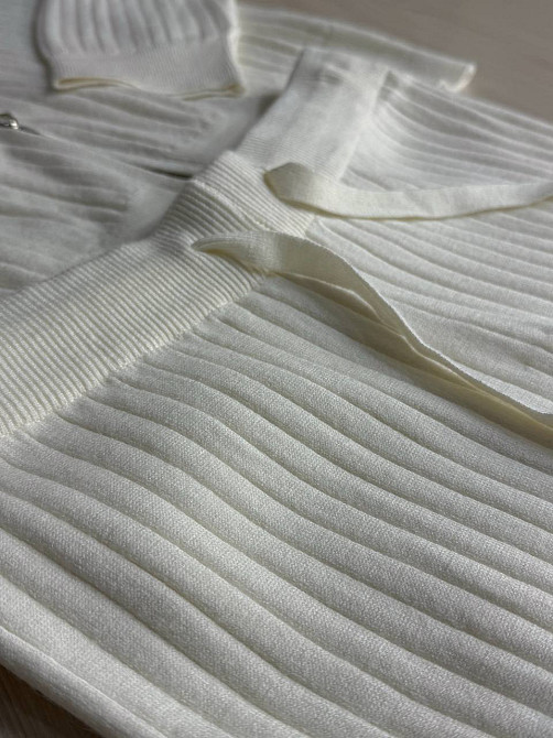 Костюм жіночий Joy One 376 вʼязаний в рубчик з кофтою на блискавці та брюками палаццо, молочний, one size Київ - фото 4