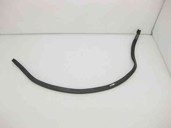 Mercedes-Benz  A1648890298 Ущільнювальна гумка середня на перегородці відсіку моторного ML W164 GL X164 Одесса