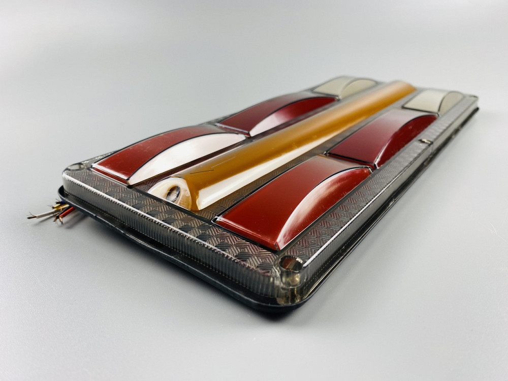 Ліхтар задній світлодіодний, Ліхтар заднього ходу лід задні стопи 24V IP67 габаритний діодний Мукачево - фото 3