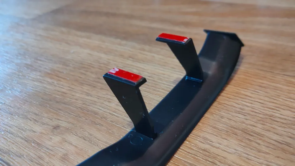 Спойлер мини на авто Чёрный , Синий , Красный, текстура карбон. Київ - фото 5