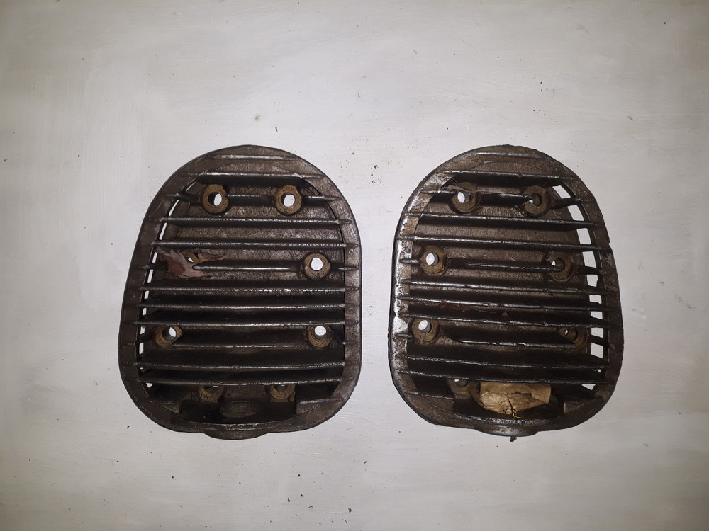 Головка блока циліндрів на мотоцикл К-700 ліва. Харків - фото 1