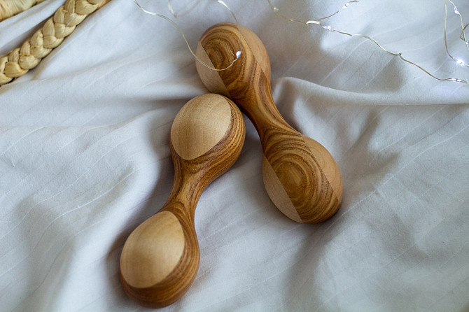 Дерев'яне дитяче брязкальце «гантеля» WooolyWool Київ - фото 2