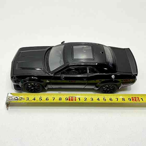 Машинка металева Авто Експерт Chevrolet Camaro 1:24 відчиняються двері капот багажник світло/звук Чорна (GT-12099) Чернігів