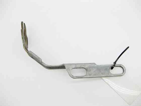 Mercedes-Benz  A2214927141 Лівий кронштейн вихлопної труби на картері двигуна OM642 V6 3.0 cdi S-Class W221 Одесса