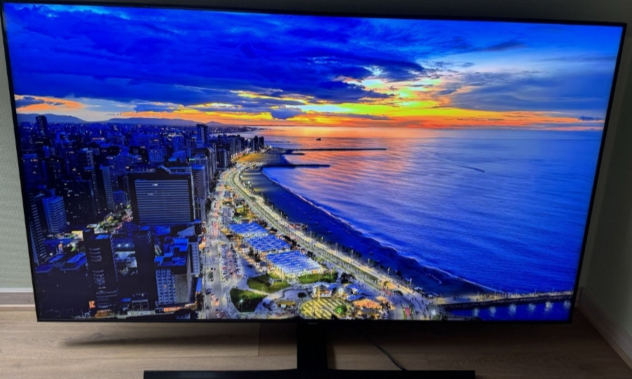 Телевизор Samsung Smart TV 65