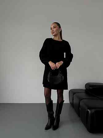Женское базовое платье свободного кроя с объемными рукавчиками микровельвет Черный, 50/52 Одесса