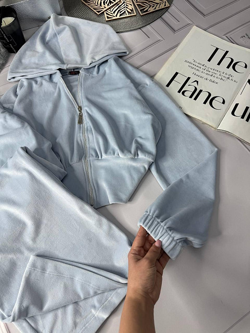 Женский стильный прогулочный костюм двойка: кофта и штаны велюр-плюш Одесса - изображение 16