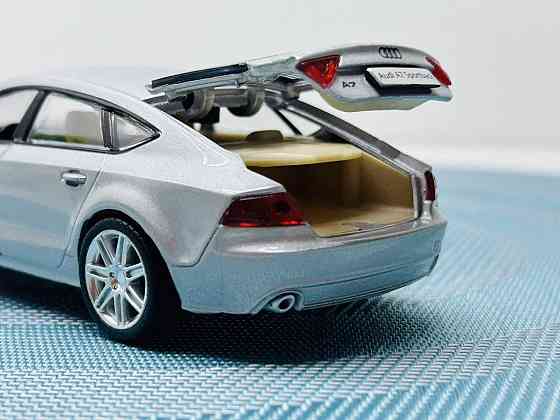 Машина металева Автопром Audi A7 Sportback світло звук відчиняються двері 1:32 Сіра (68319) Чернігів