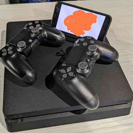 Sony PlayStation 4 PS 4 Slim (1 або 2 Джойс.) Харків