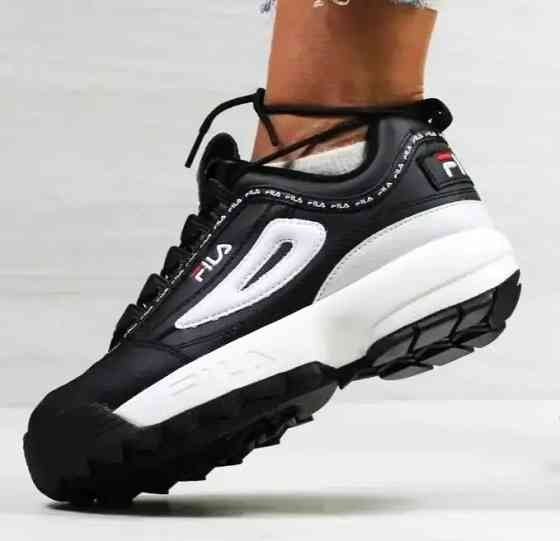 Кроссовки FILA Disruptor Чёрные Женские Кожаные Фила (размеры: 36,37,38,39,40) Видео Обзор Днепр