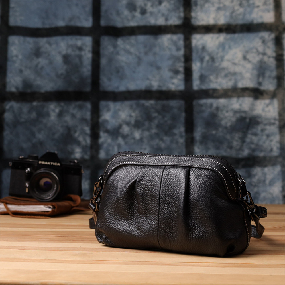 Жіноча сумка з м'якої натуральної шкіри з акцентом на драпірування Vintage 22896 Чорний Київ - фото 7