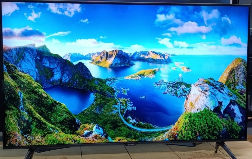 Телевизор Samsung 43