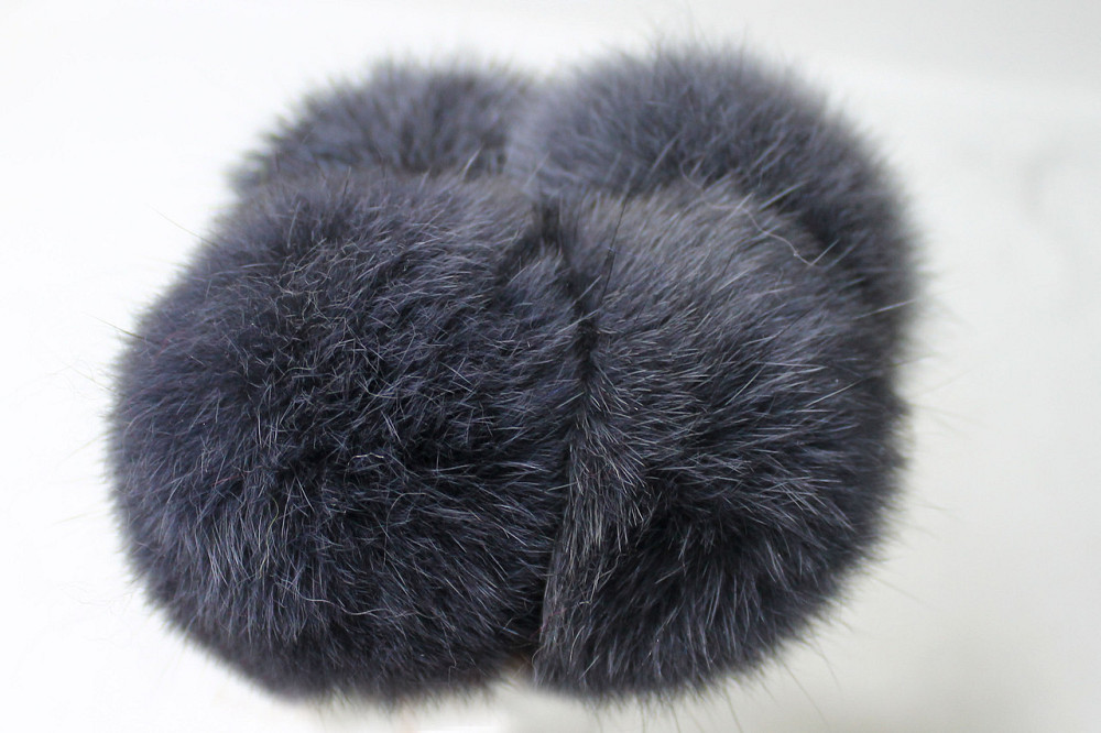 Помпони з натурального хутра кролика на нитці 6-7 см Фреза Харків - фото 1