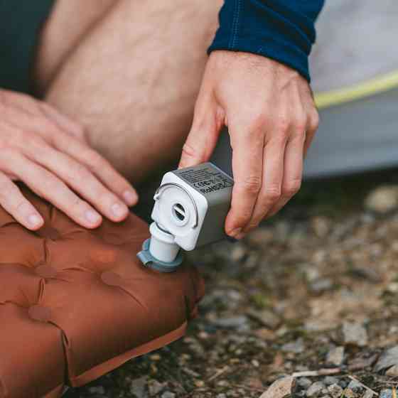 Багатофункціональний повітряний насос-ліхтар Naturehike CNK2550ZM012, зелений Київ