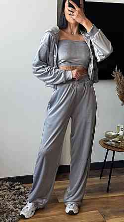 Женский плюшевый прогулочный костюм тройка: кофта топ и штаны велюр Серый, 44/46 Одесса