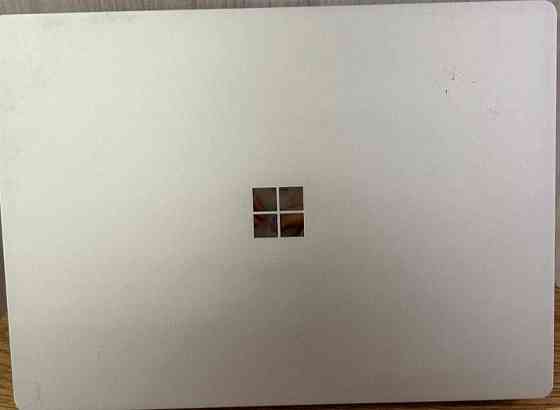 Ноутбук Microsoft Surface Laptop 2 13.5" 2256x1504 i5 8350U 8Gb. SSD256Gb. Харків