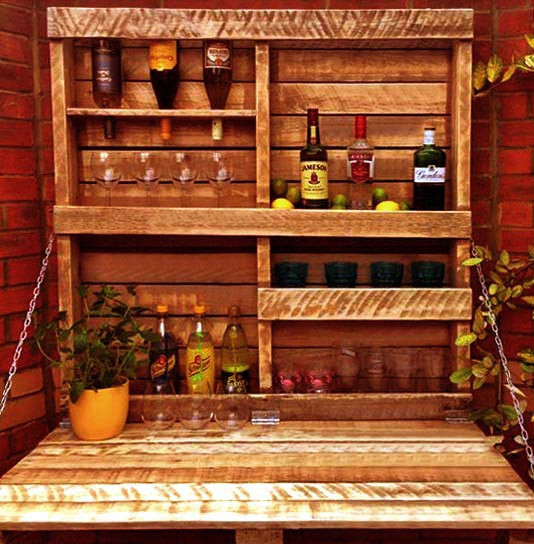 Настенный бар 