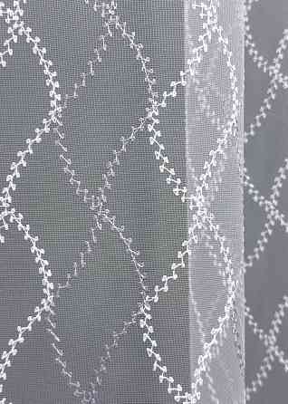 Тюль VR-Textil 1836т Фатин с вышивкой Белый с сиреневым 300х270 см (40-192) Киев