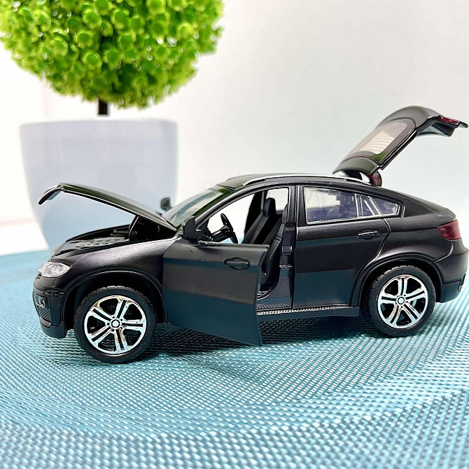 Машина джип Автосвіт BMW x6 металева інерційна 14см Червона (AP-1759) Чернігів - фото 9