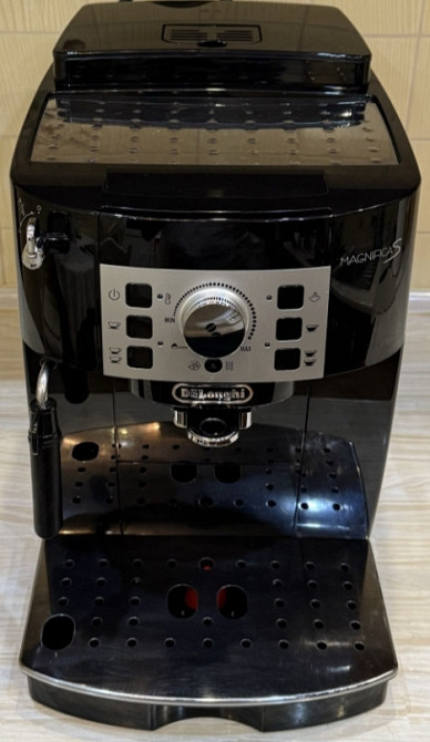 Кавомашина Delonghi Magnifica Киев - изображение 3