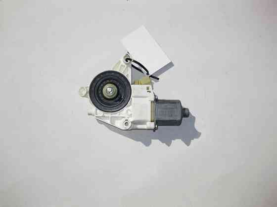 Mercedes-Benz  A2518200208 Моторчик заднього правого склопідйомника GL X164 ML W164 R-Class W251 Одеса