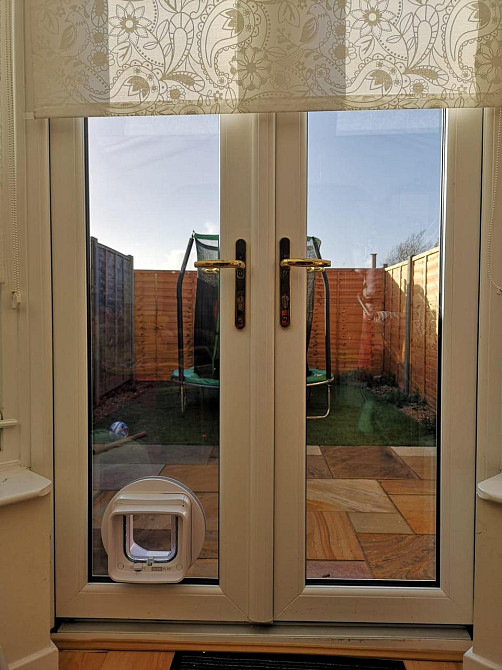 SureFlap смарт мікрочипні розумні дверцята для котів з WiFi RFID-мітки мобільне керування вуличні міжкімнатні Київ - фото 8