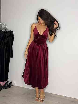 Жіноче вечірнє романтичне плаття з королівського щільного оксамиту Бордо, 44/46 Одеса