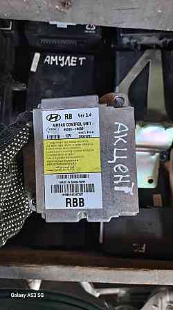 Блок управления подушками безопасности 95910-1R000 Київ