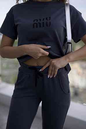 Спортивный костюм с футболкой 