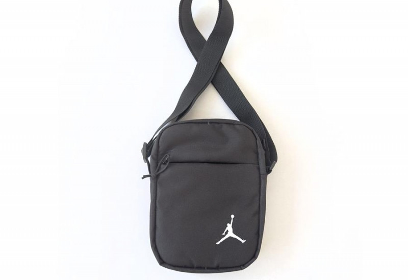 Сумка в спортивном стиле через плечо черная Киев - изображение 1