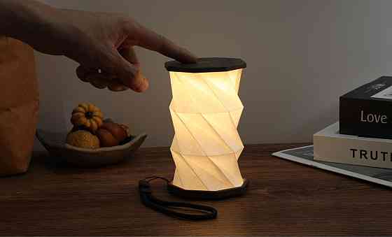 Світильник на акумуляторі Gingko Mini Hexagon Twist, горіх | G036M-WT Рівне