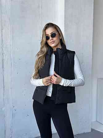 Жіноча тепла жилетка на блискавці плащівка емі на силіконі Чорний, 42/44 Одеса