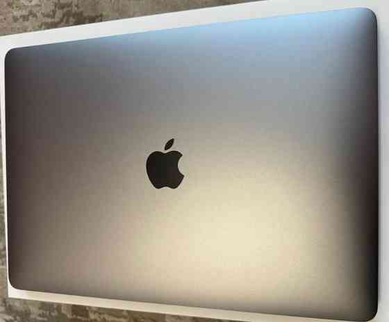 MacBook Air  Quad Core i7 / 16 / 1000gb Space Gray. Киев