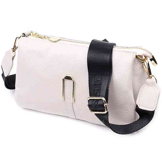 Сумка женская с металлическим украшением посередине из натуральной кожи Vintage 22608 Белая Киев