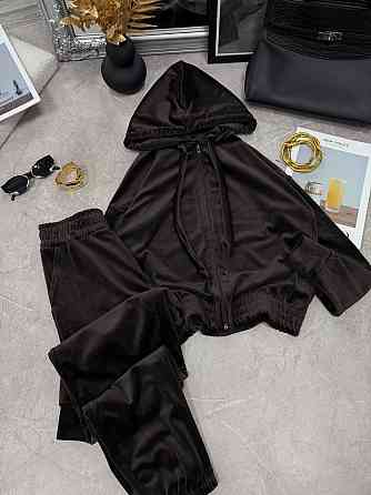 Женский повседневный велюровый костюм двойка: кофта и штаны Одесса