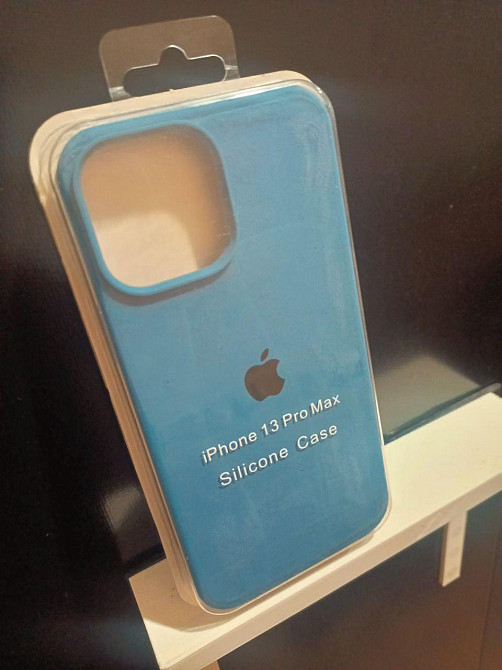 Силіконовий чохол для iPhone 13 Pro Max, яскраво-блакитний — сумісний з MagSafe Київ - фото 3