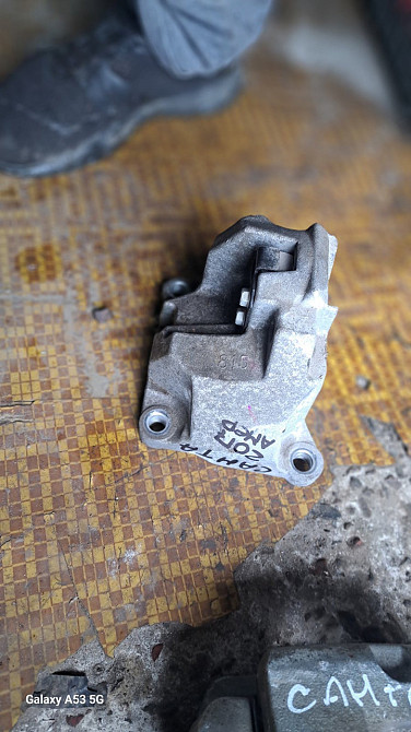 Кронштейн автоматичної коробки передач (АКПП) на Hyundai Santa Fe 2012-2018 Київ - фото 1