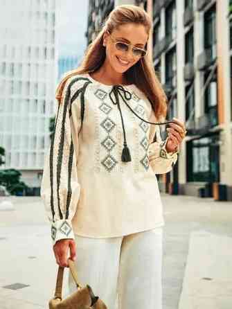 Жіноча сучасна вишиванка з традиційним орнаментом домотканий льон 44 Одеса