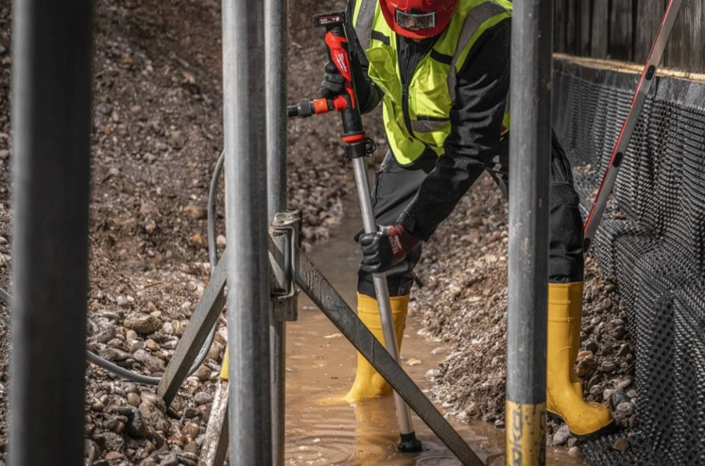 Аккумуляторный насос ручной для перекачки M12 BSWP-0 MILWAUKEE Одесса - изображение 6