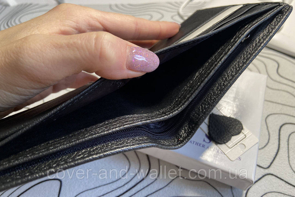 Чоловічий шкіряний гаманець з зажимом на кнопці ST Leather 113 Київ - фото 4
